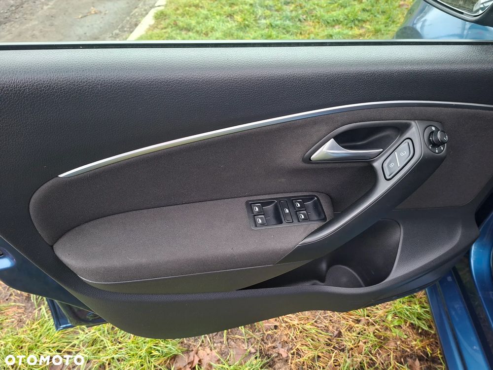 Volkswagen Polo 1.2 TSI Comfortline - 13