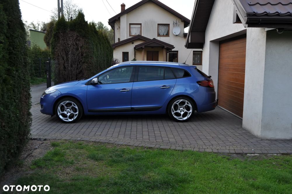 Renault Megane TCe 180 Dynamique - 3