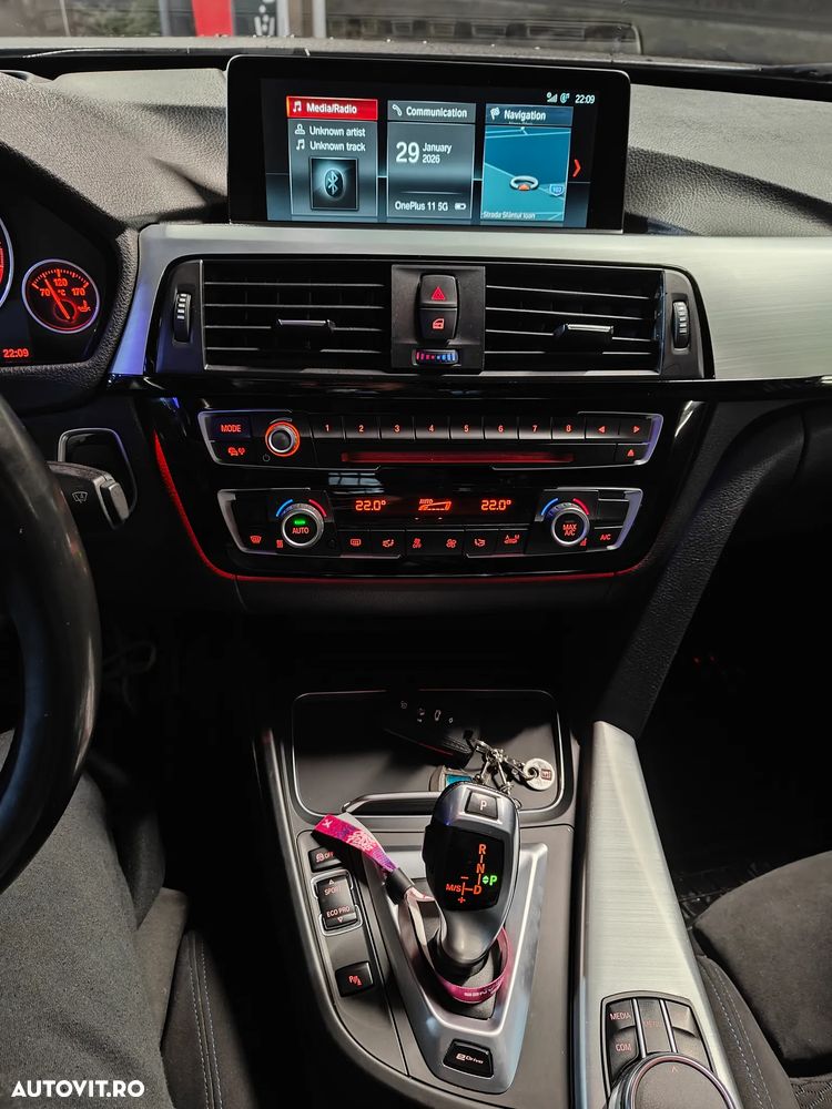 BMW Seria 3 - 12