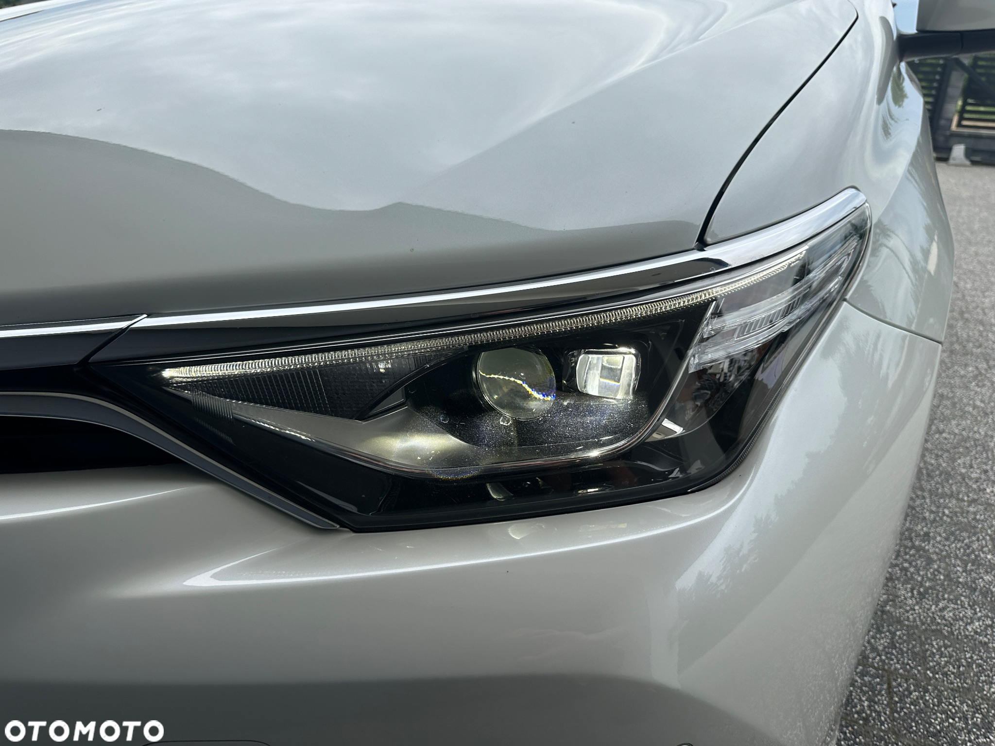 Toyota Auris Hybrid 135 Premium - 13