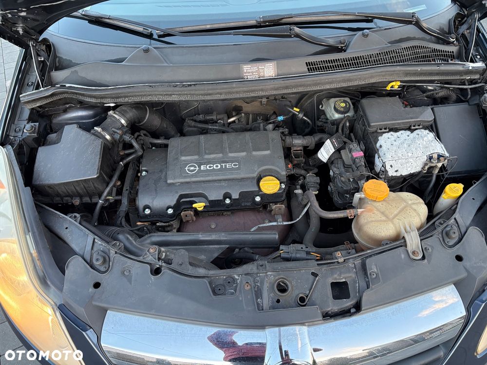 Opel Corsa 1.2 16V Cosmo - 18
