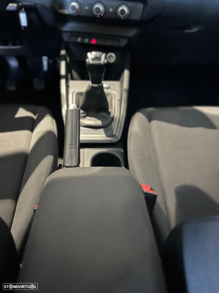 Audi A1 Sportback 25 TFSI Advanced - 27