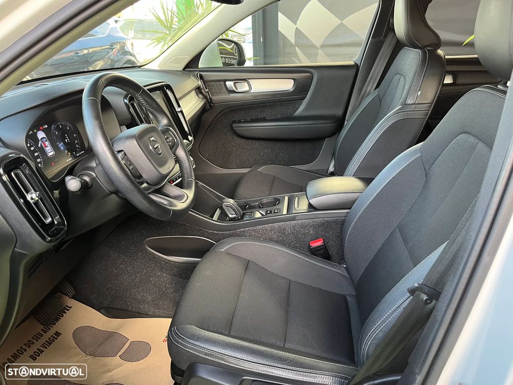 Volvo XC 40 2.0 D3 Momentum Geartronic - 12