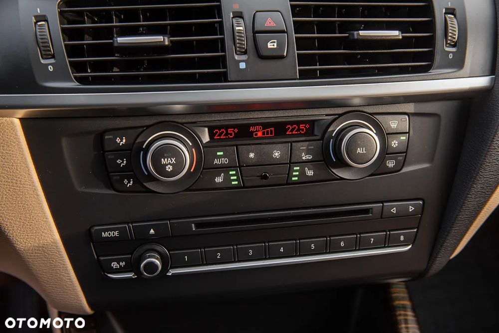 BMW X3 xDrive20d - 24