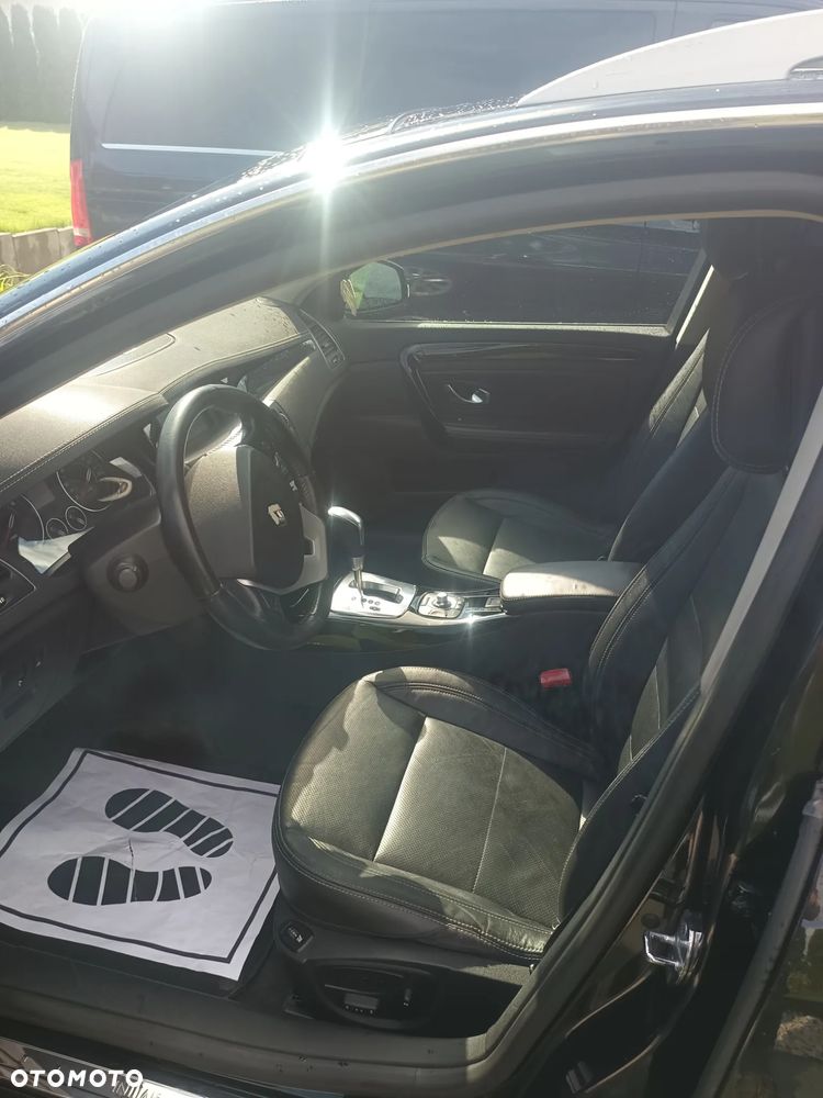 Renault Laguna 2.0 dCi Initiale - 23