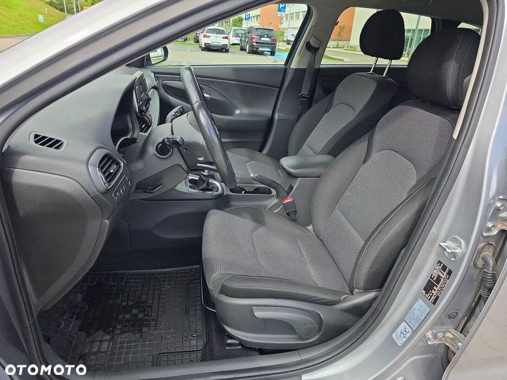 Hyundai i30 1.0 T-GDI Modern - 12