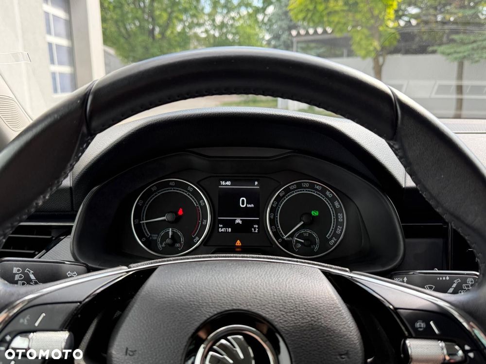 Skoda Kamiq 1.0 TSI Ambition DSG - 9