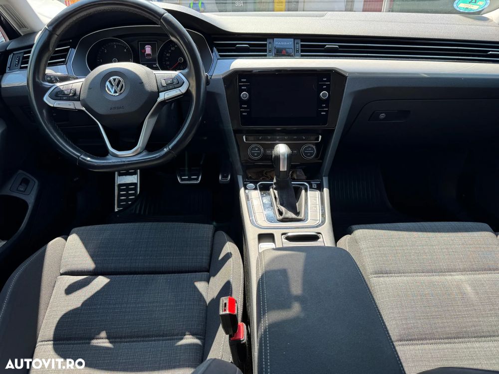 Volkswagen Passat 2.0 TDI SCR DSG Comfortline - 5