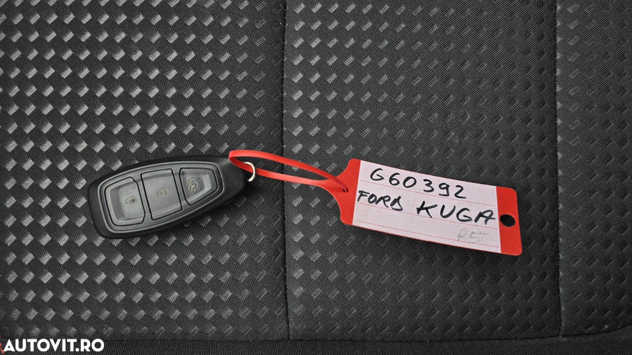 Ford Kuga - 21