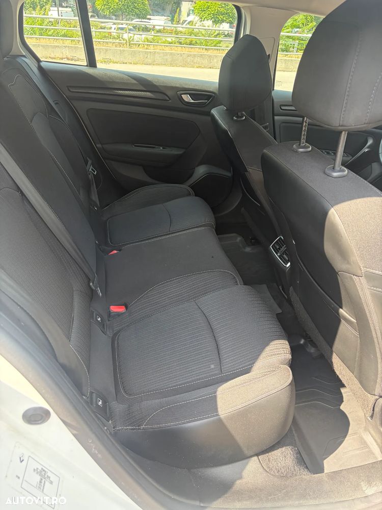 Renault Megane TCe GPF Limited - 10