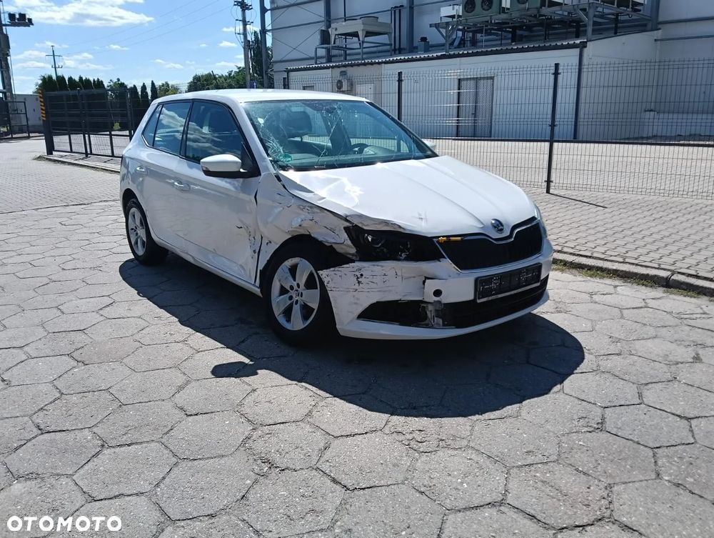 Skoda Fabia 1.0 Edition - 2