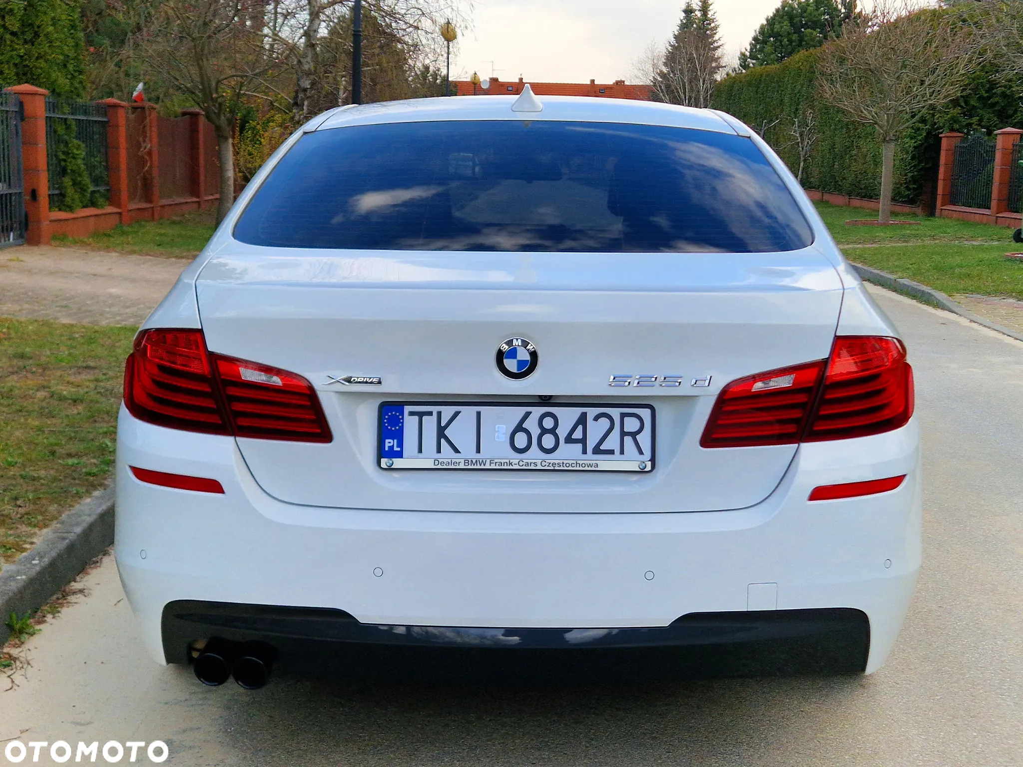 BMW Seria 5 525d xDrive - 11