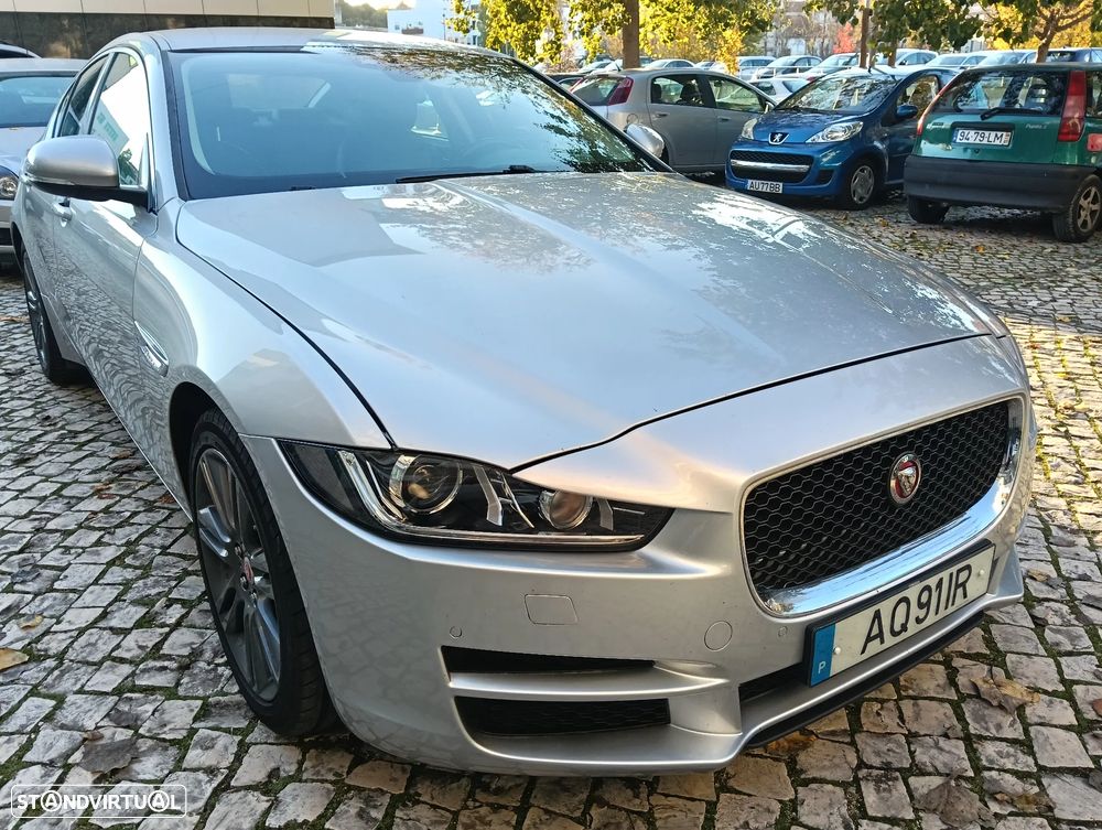 Jaguar XE 2.0 D R-Sport Aut. - 1