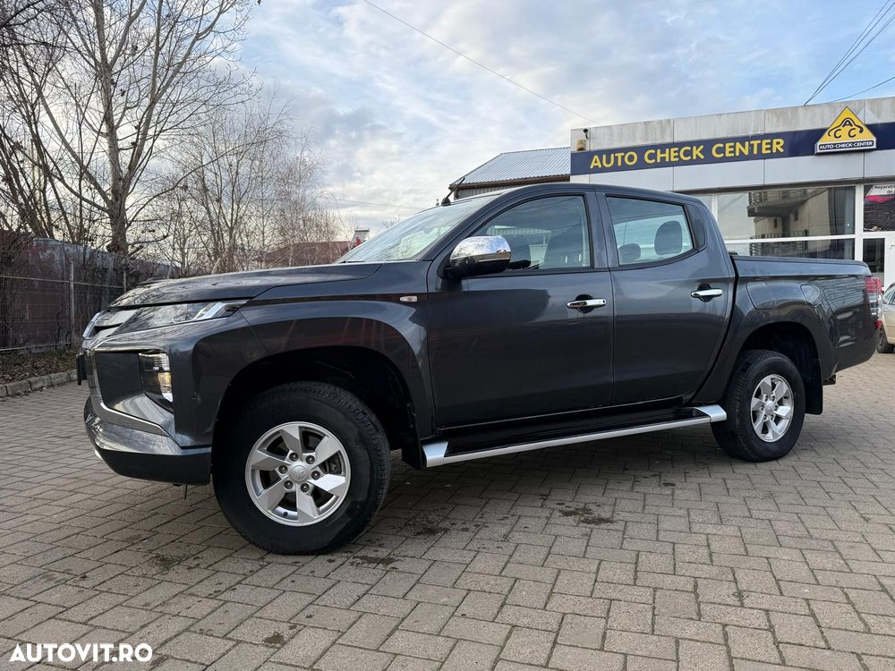 Mitsubishi L200 Double Cab 2.2 DI-D M/T Intense - 5