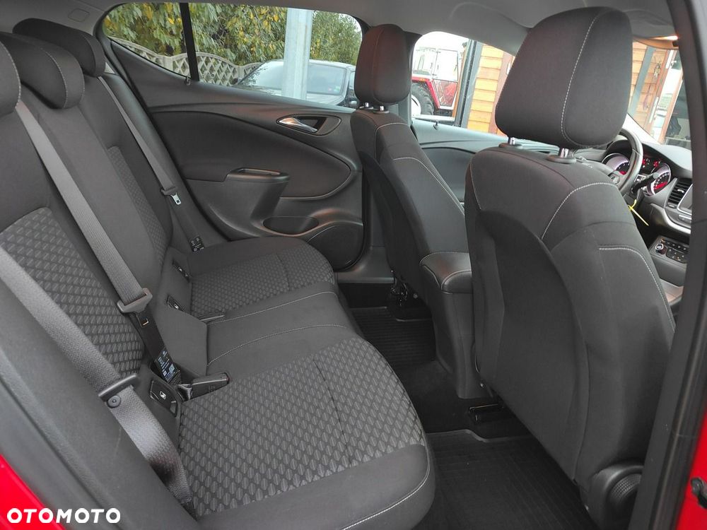 Opel Astra 1.4 Turbo Active - 24