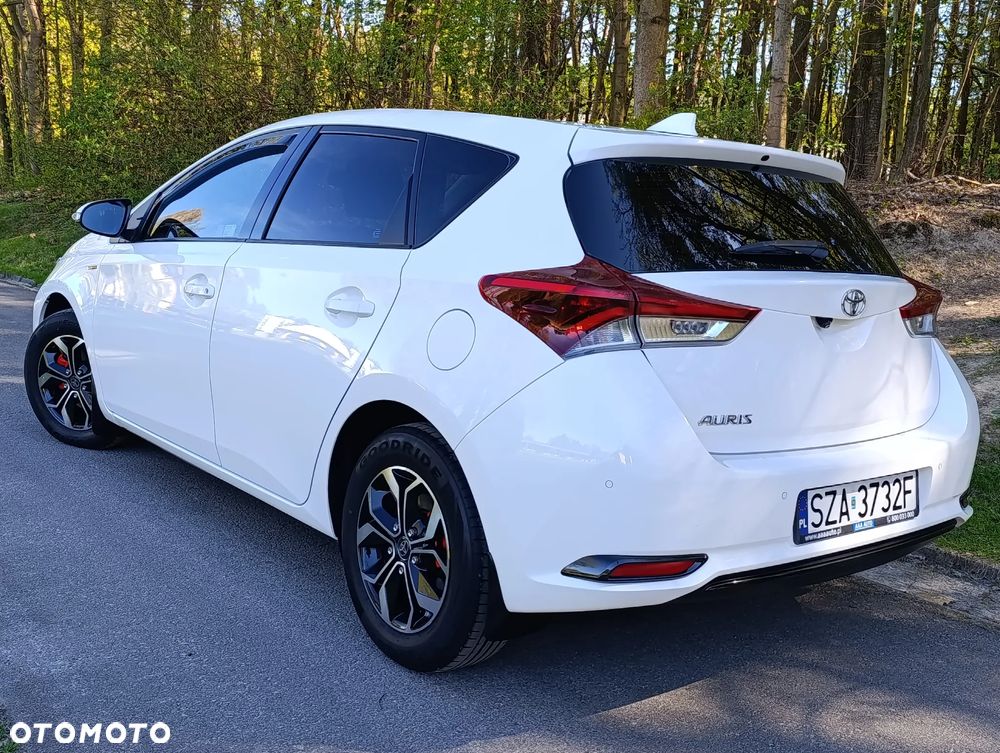 Toyota Auris 1.33 VVT-i Comfort - 4