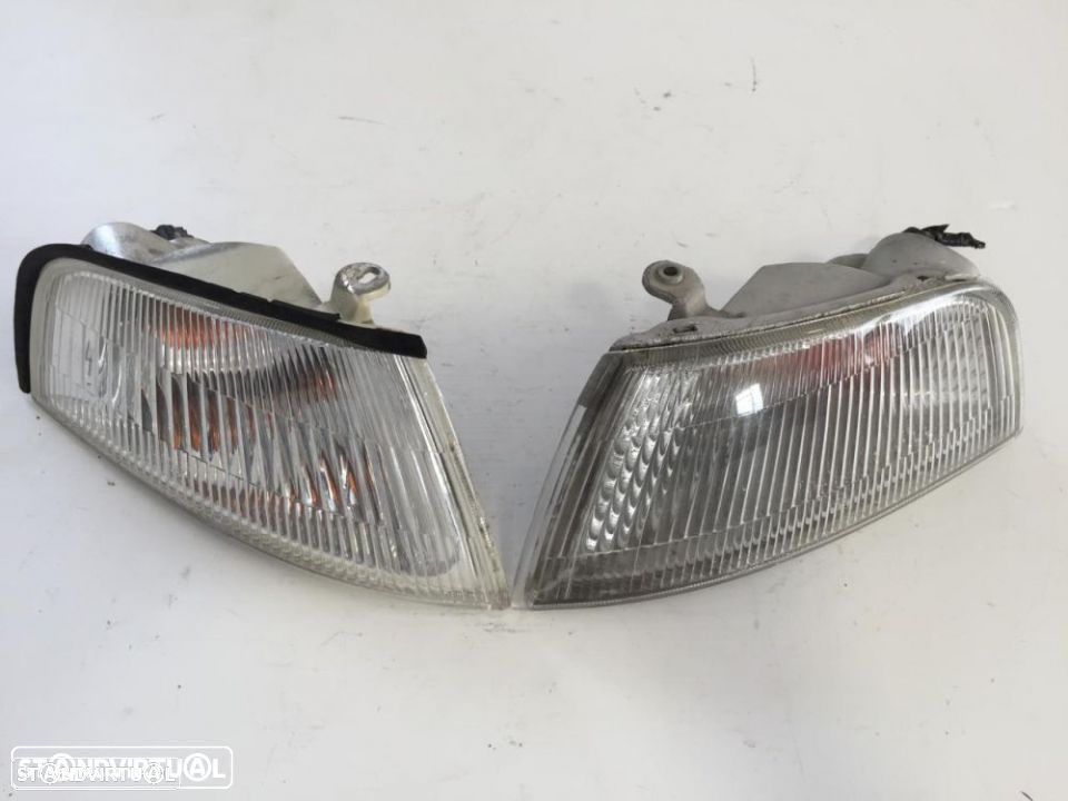 farolim pisca direito/esquerdo mitsubishi lancer - 1