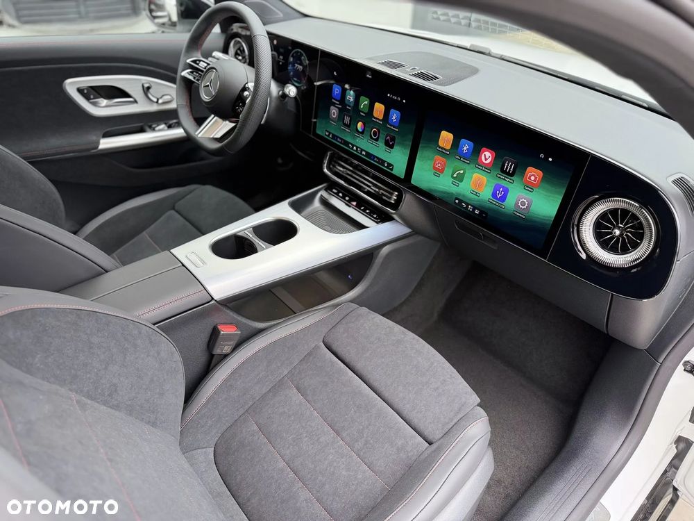 Mercedes-Benz CLA - 28