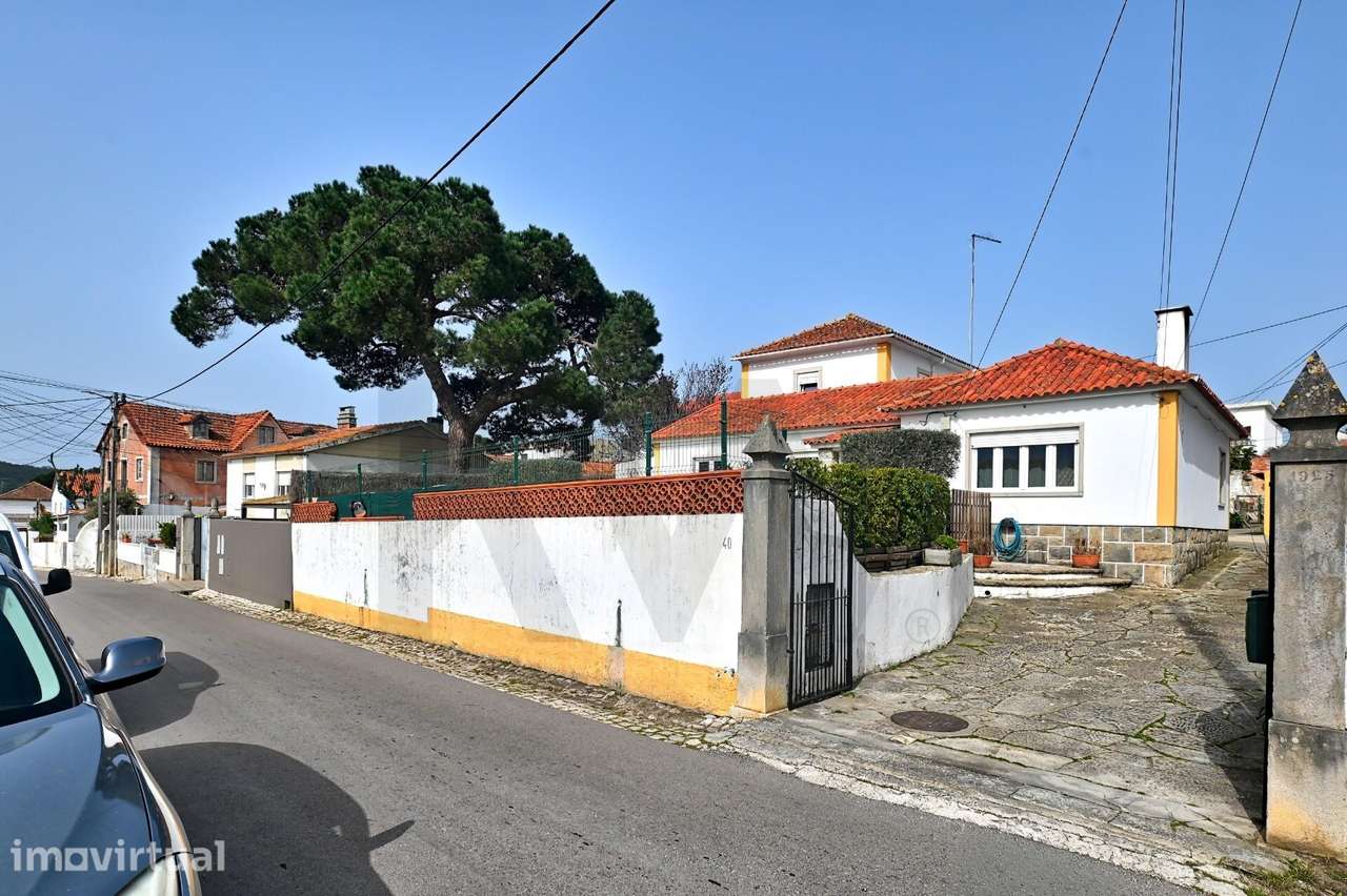 Quinta com 3 habitações, garagem e telheiro no Mucifal, Colares, Sintr - Grande imagem: 4/50