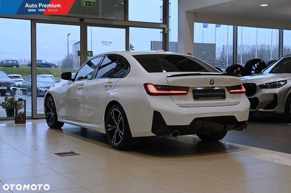 BMW Seria 3 318i - 18