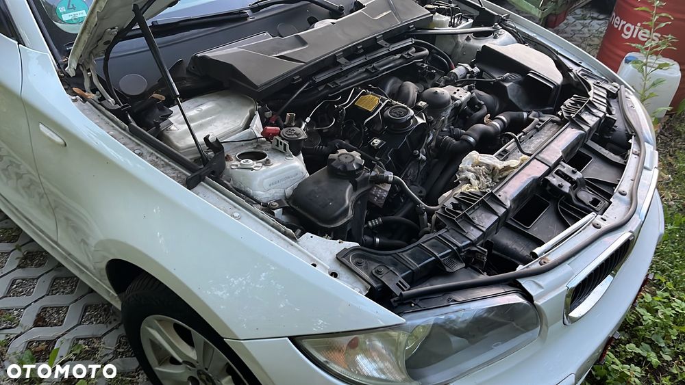 BMW Seria 1 118i - 1