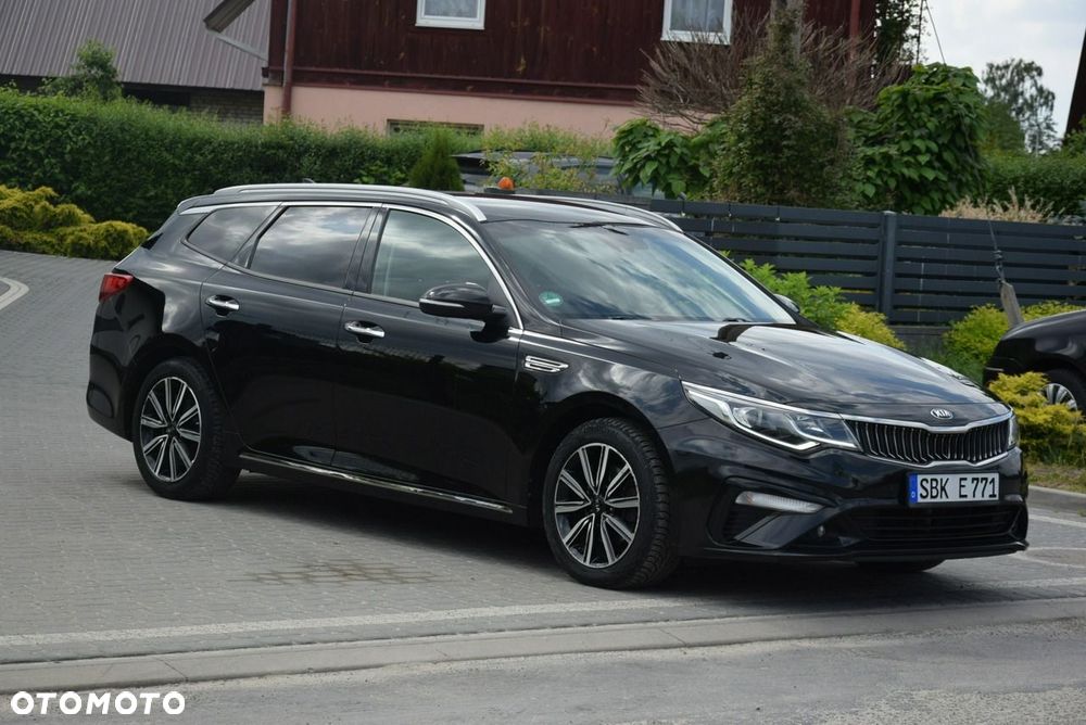Kia Optima - 1