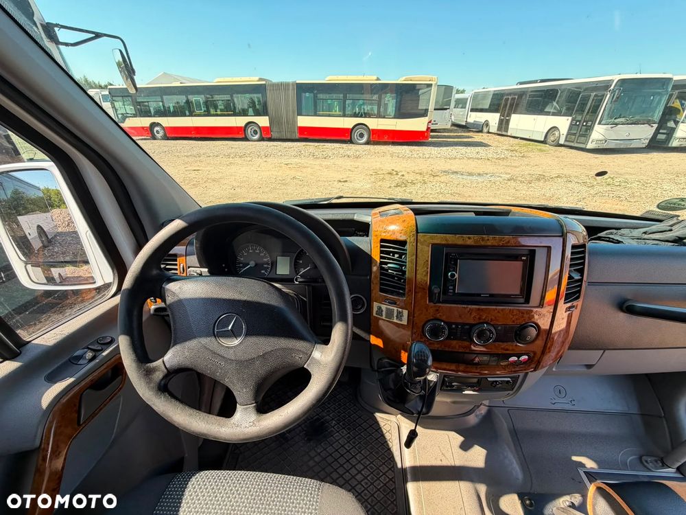 Mercedes-Benz Sprinter 516 - 14