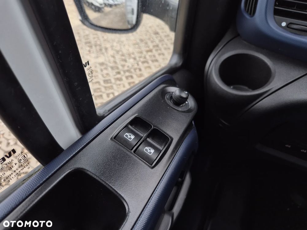 Iveco Daily 70C18 / 35C18 Hi-Matic, Skrzynia 6.10 x 2.30, KAT.B - 9