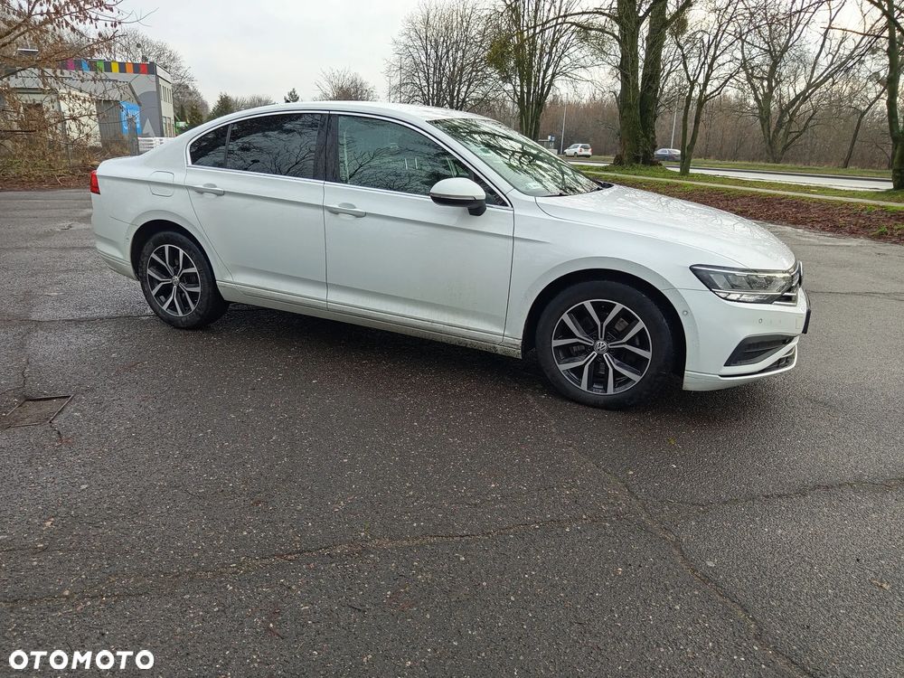 Volkswagen Passat 2.0 TDI Business DSG - 6