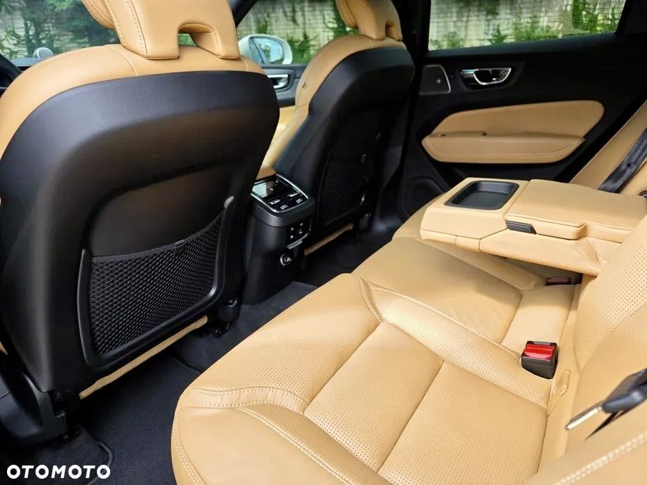 Volvo XC 60 - 17
