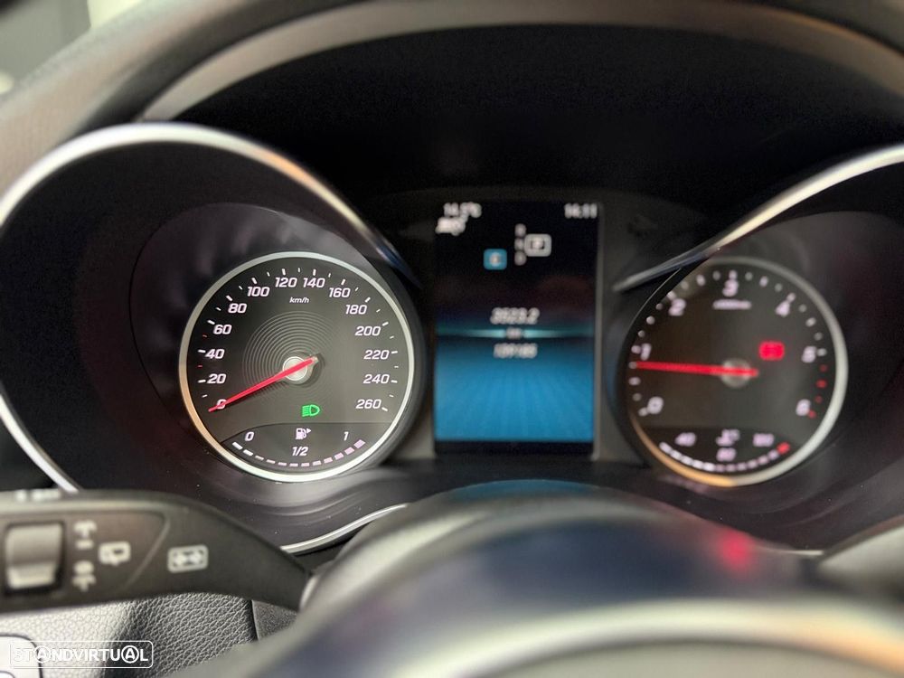 Mercedes-Benz C 220 d AMG Line - 30