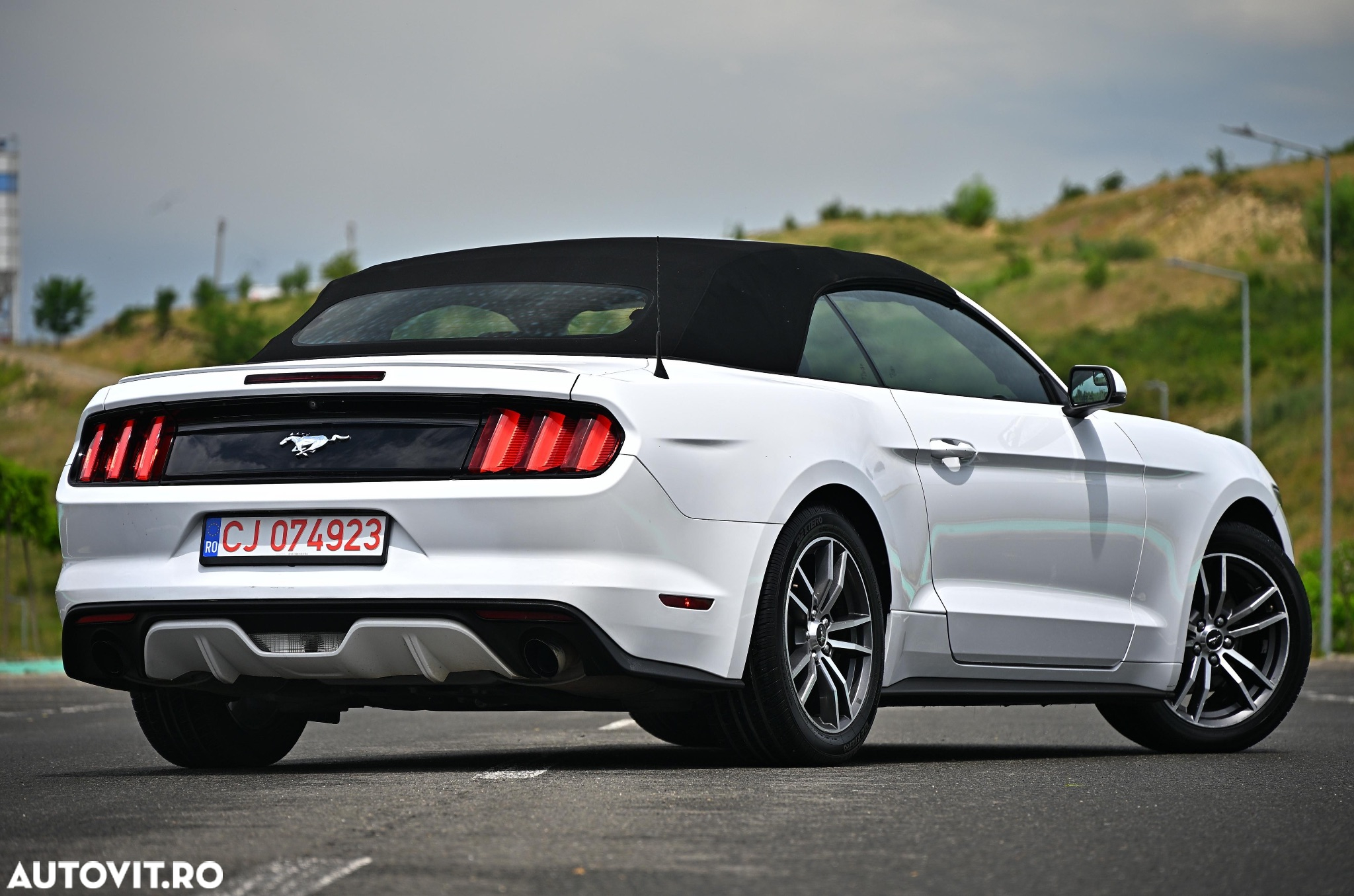 Ford Mustang Cabrio 2.3 Eco Boost - 3