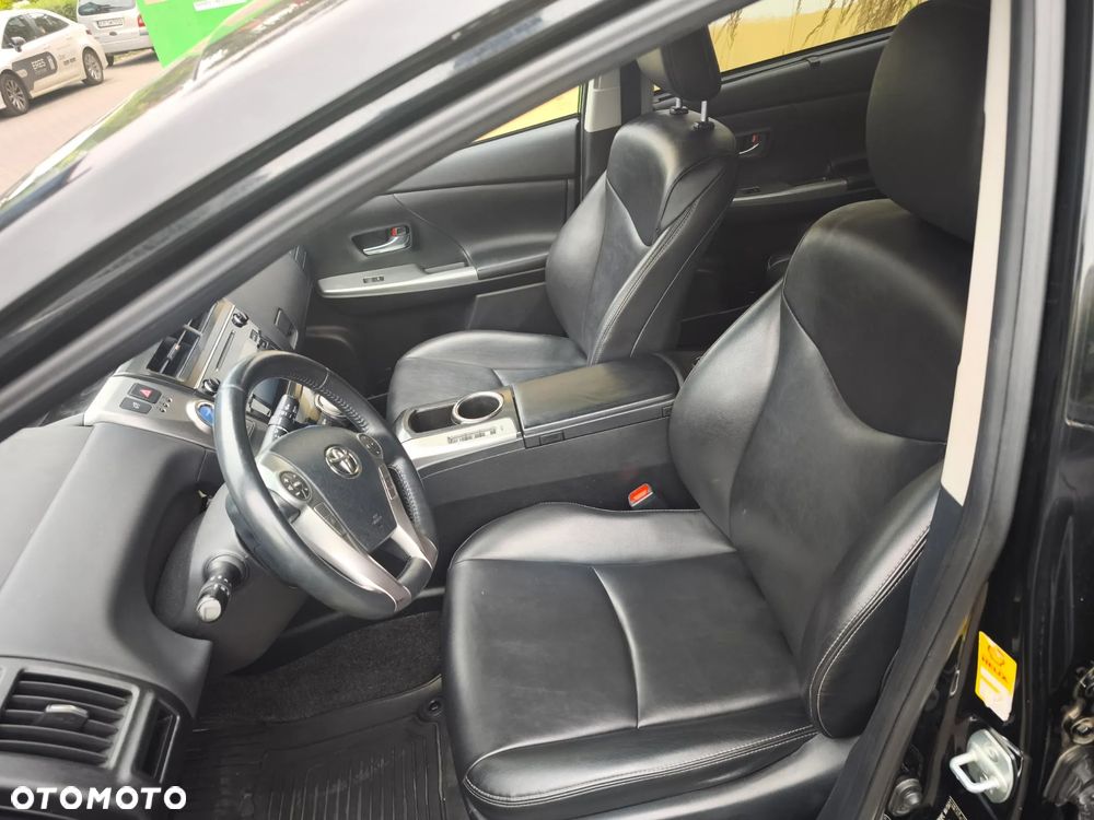 Toyota Prius+ Hybrid 135 Executive - 21