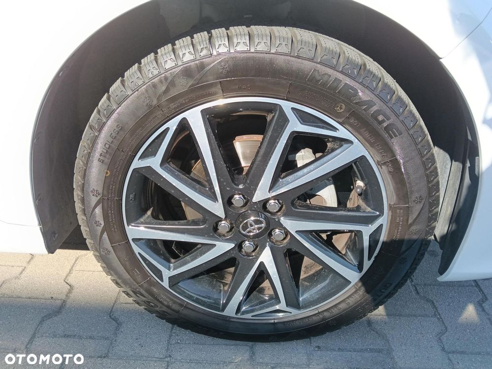 Toyota Yaris - 10