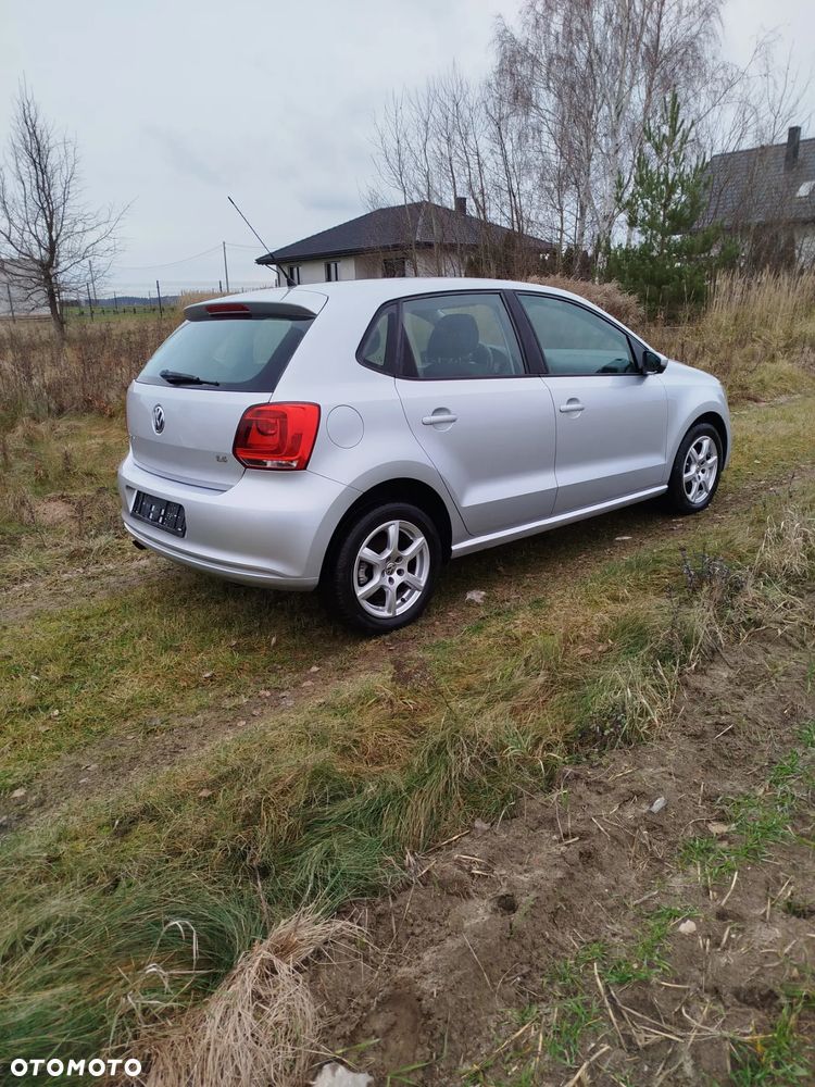 Volkswagen Polo 1.4 16V Comfortline - 5