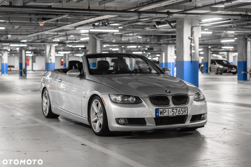 BMW Seria 3 335i - 23