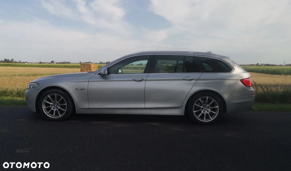 BMW Seria 5 520d Sport-Aut - 7