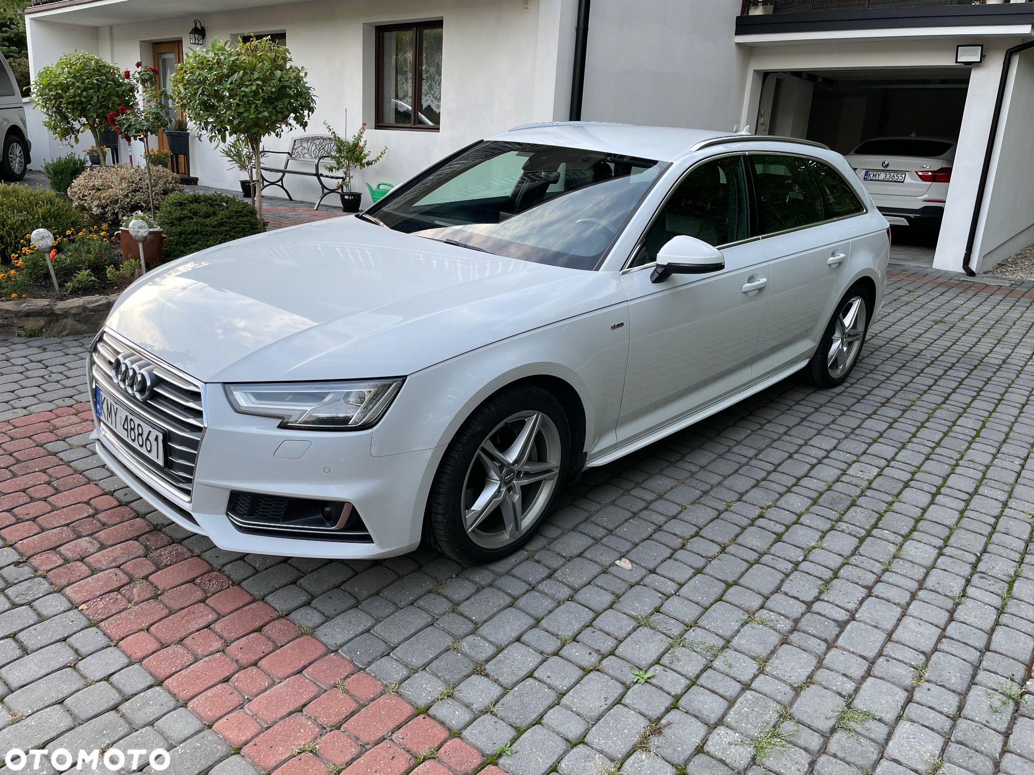 Audi A4 - 1