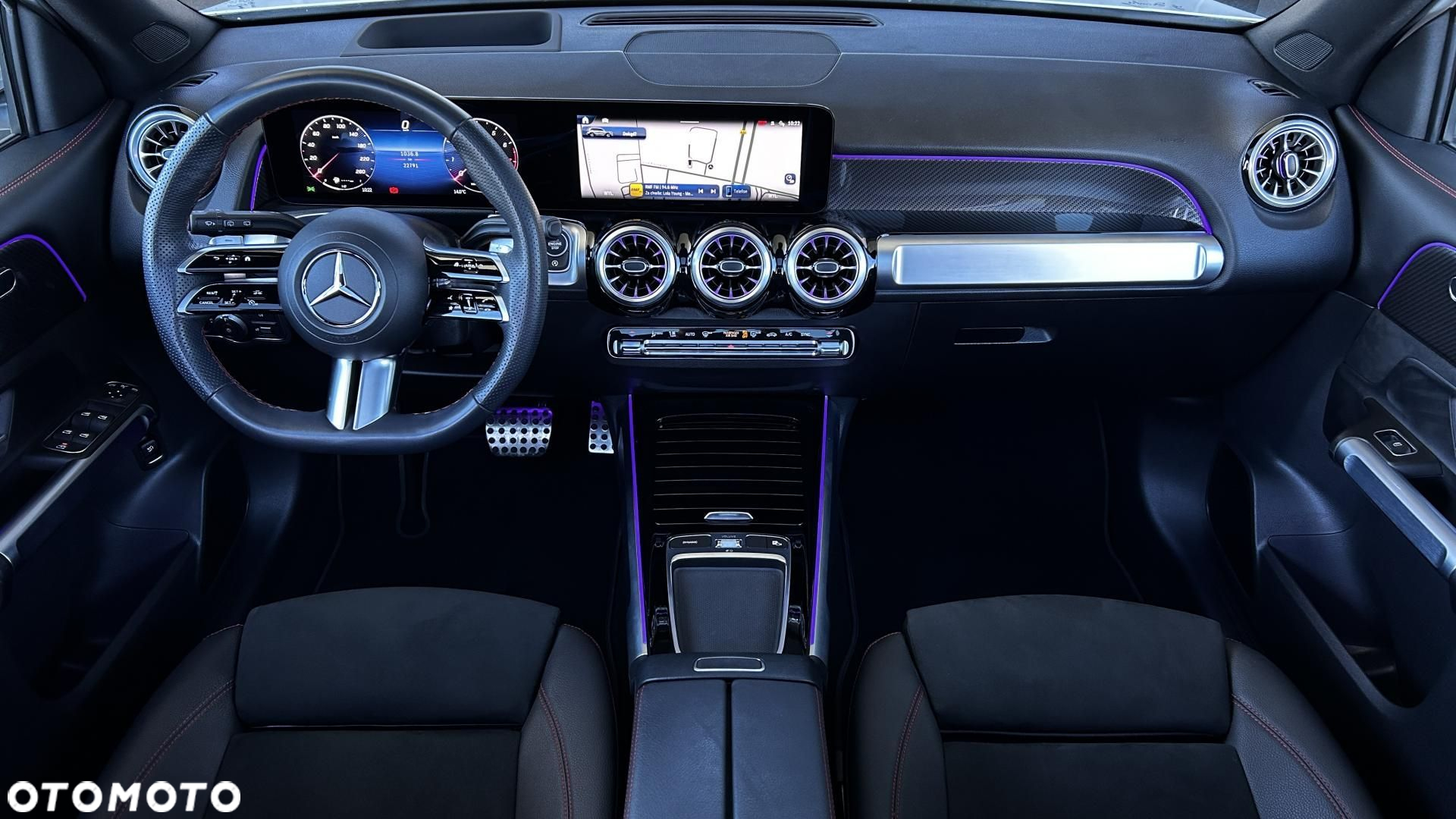 Mercedes-Benz GLB - 17