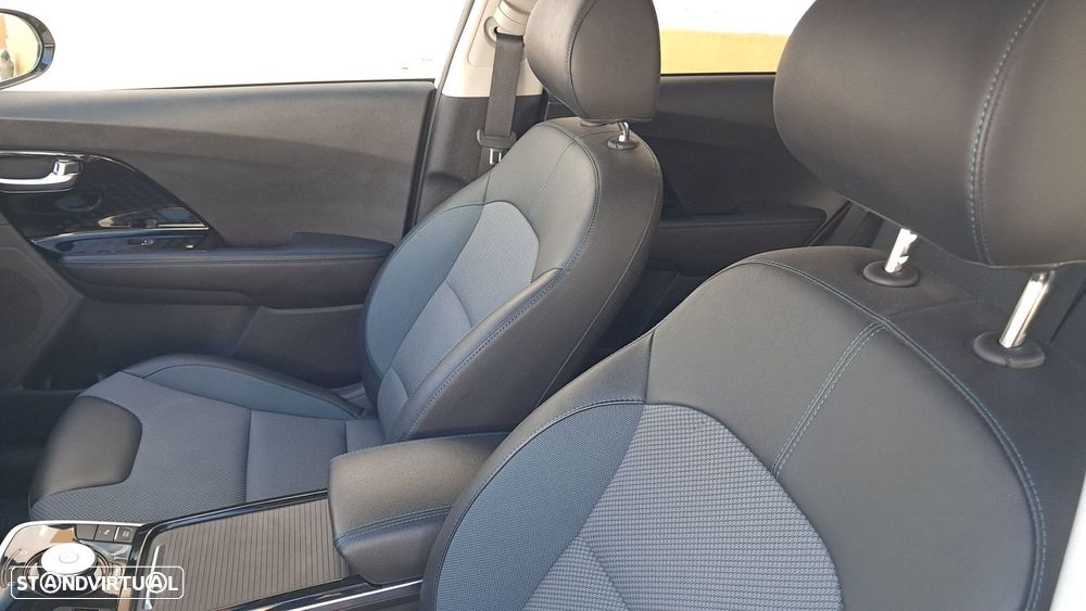 Kia e-Niro 64kWh - 29