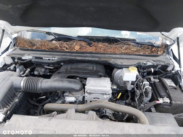 RAM 1500 - 9