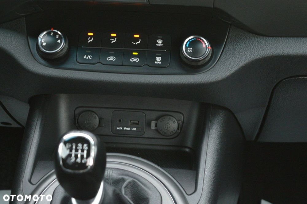 Kia Sportage 1.7 CRDI 2WD Vision - 23