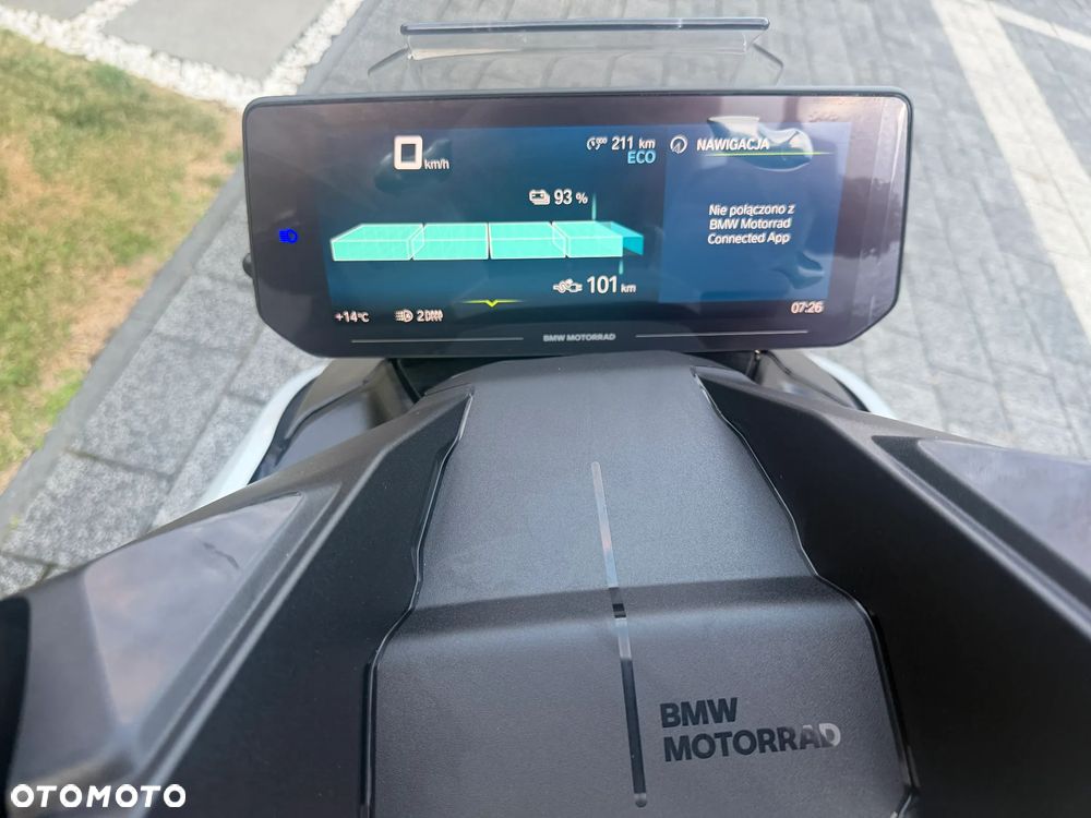 BMW CE 04 - 10