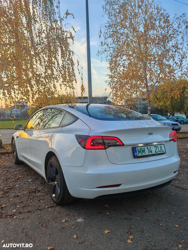 Tesla Model 3 Standard - 3