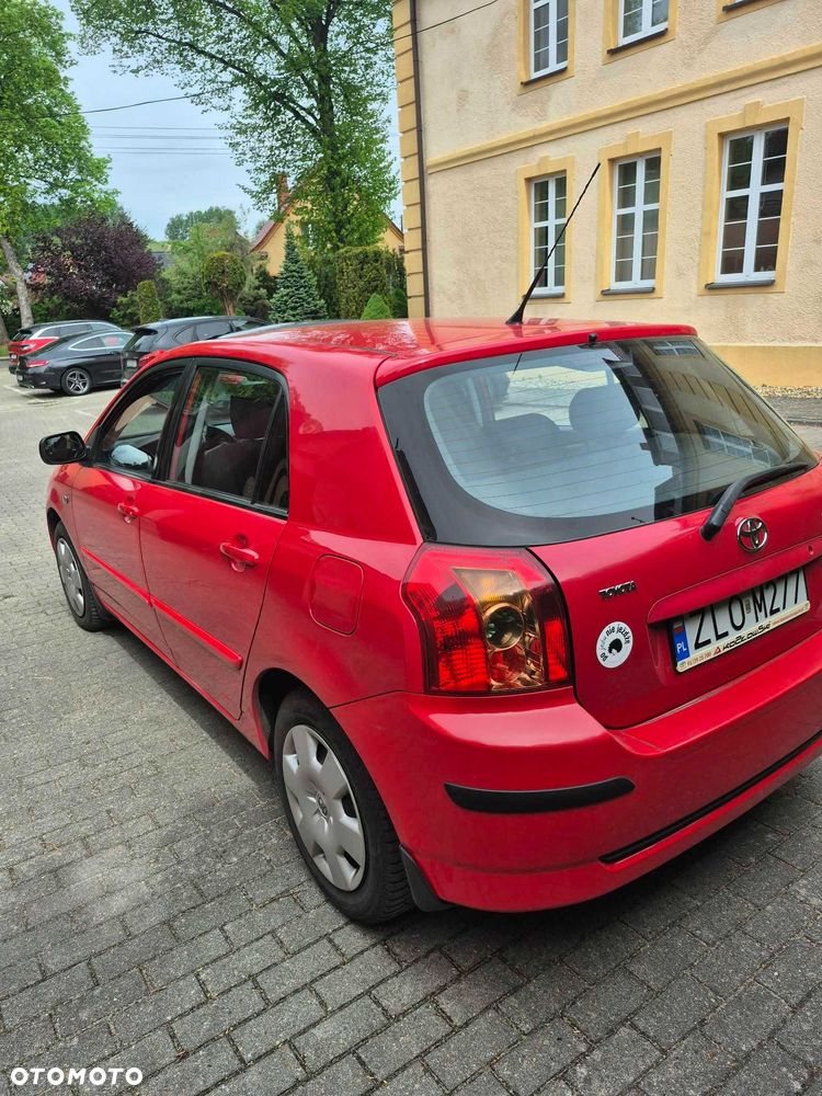 Toyota Corolla - 5