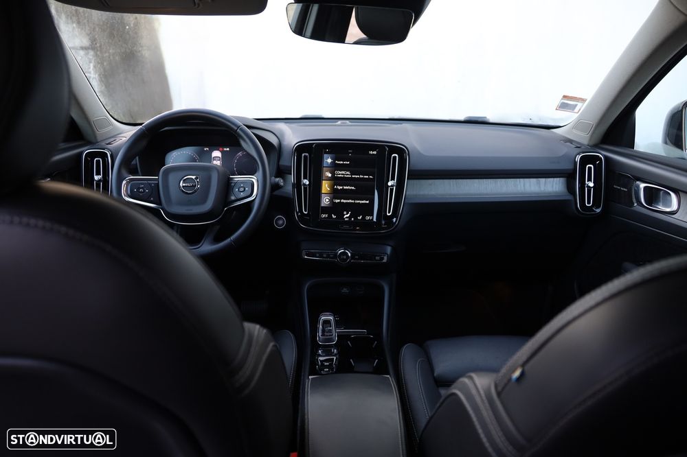 Volvo XC 40 2.0 B4 Inscription - 22