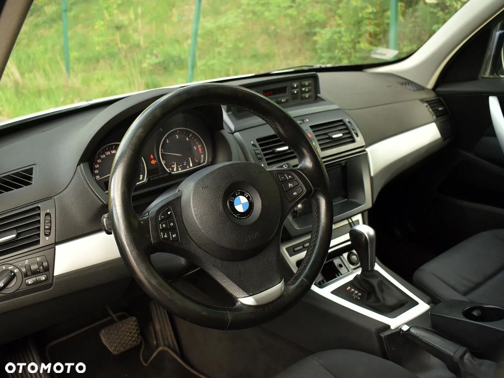 BMW X3 xDrive20d - 16