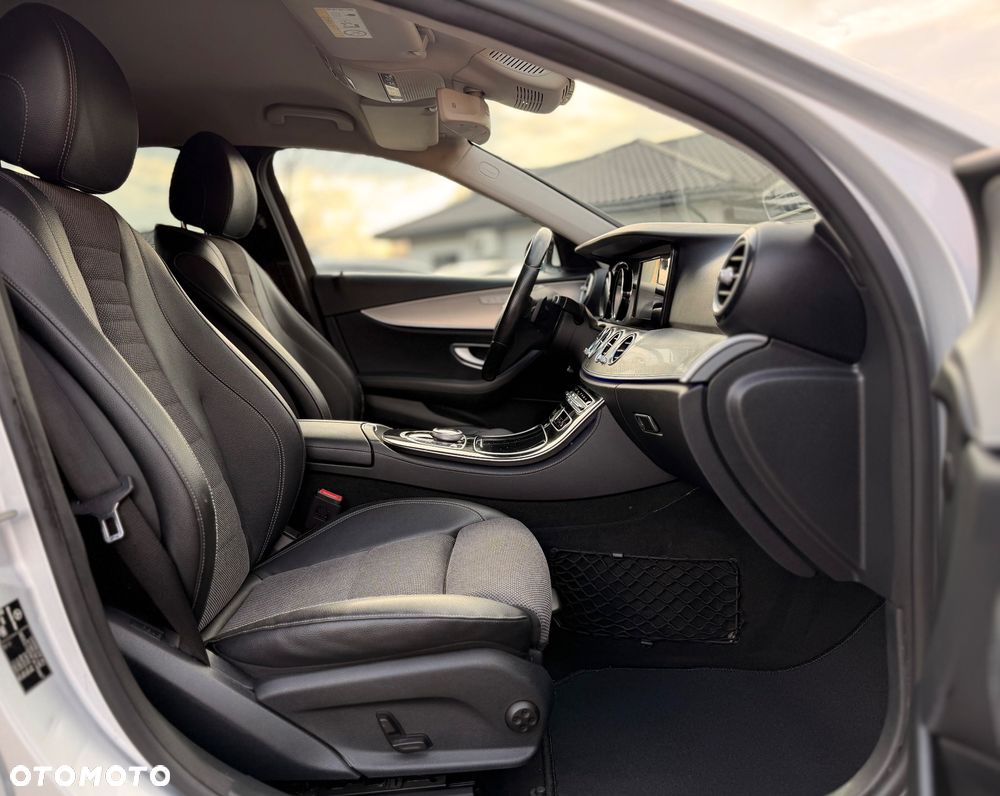 Mercedes-Benz Klasa E - 38