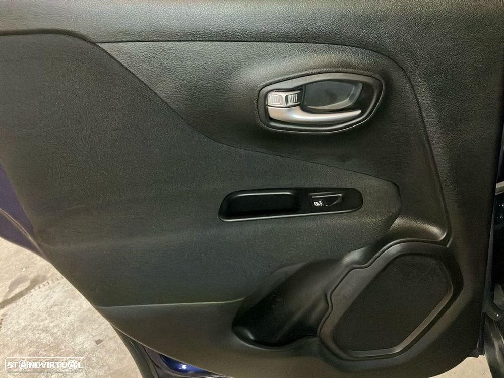 Jeep Renegade 1.0 T Longitude - 20