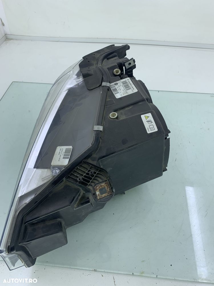 Dezmembrez Far dreapta de pe BMW X3 F25 - 3